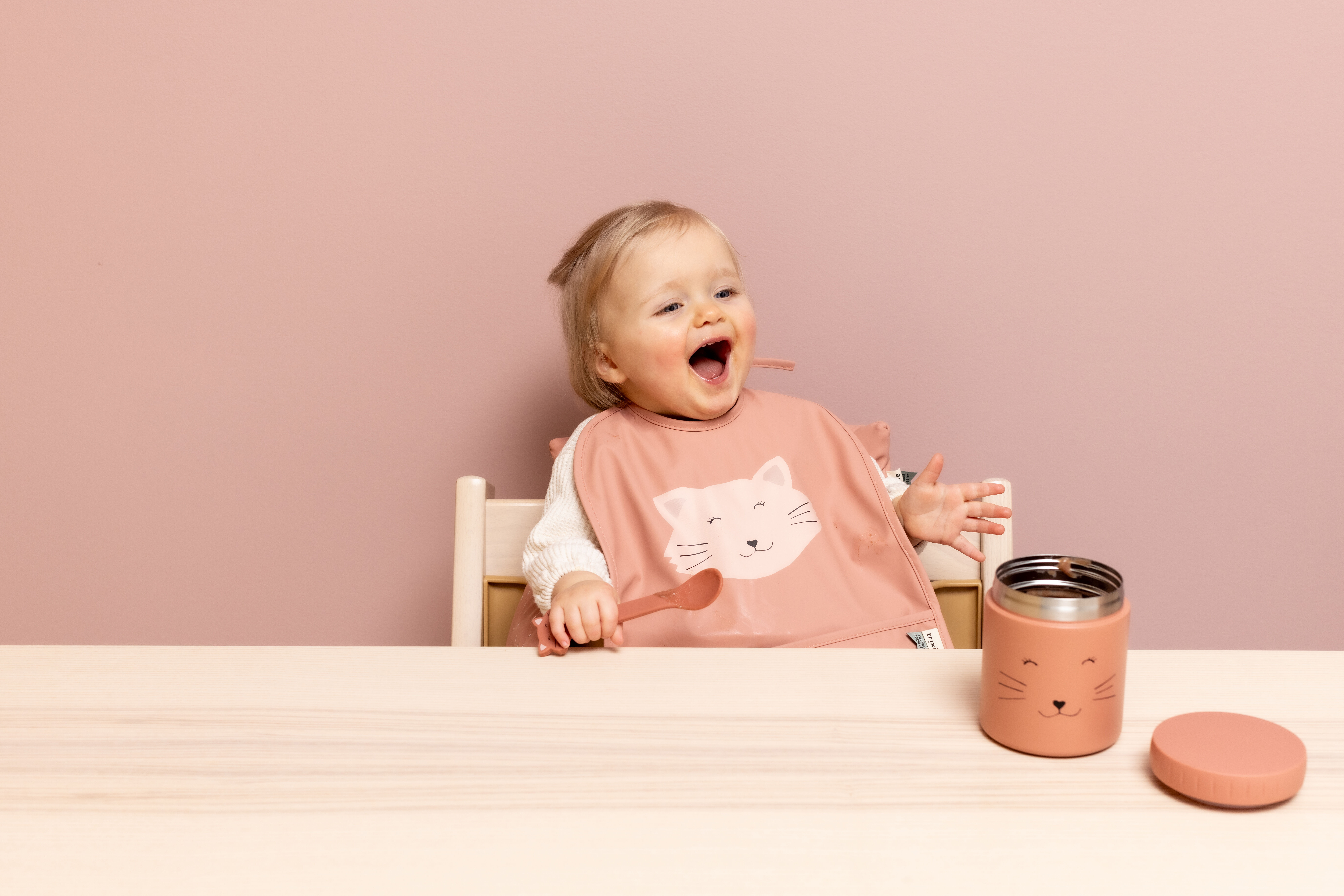 Trixie Insulated Food Jar (350ml) Mrs. Cat - Pink image number 4