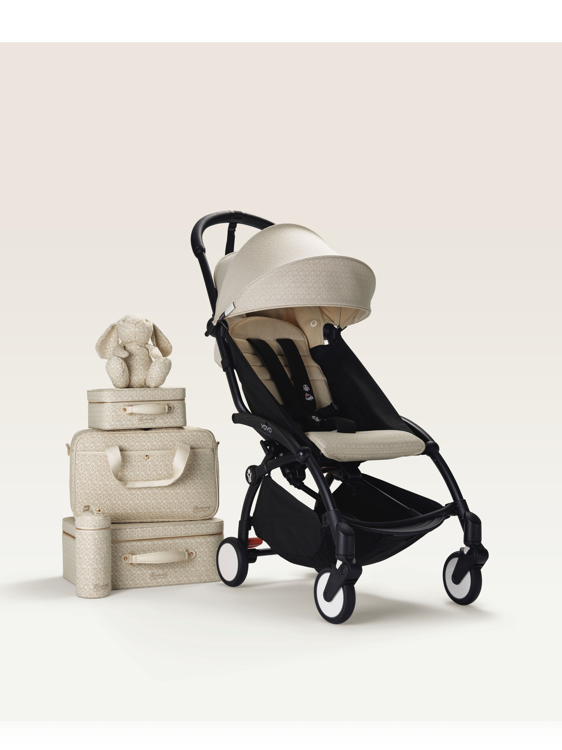 YOYO2 Stroller Black Frame with Bonpoint Beige 6+ Colour Pack image number 2