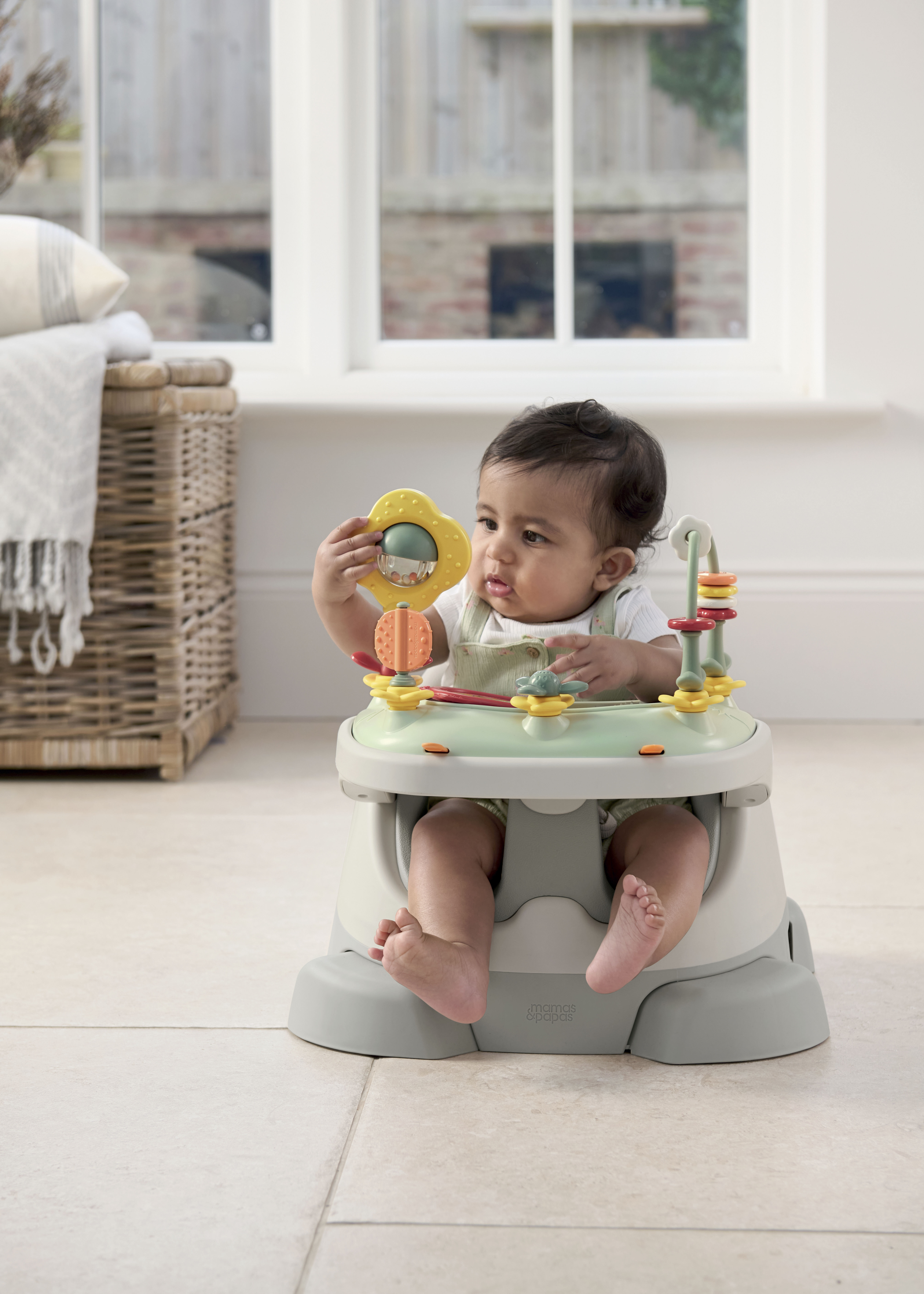 Bug 3-in-1 Floor & Booster Seat with Activity Tray - Pebble image number 1