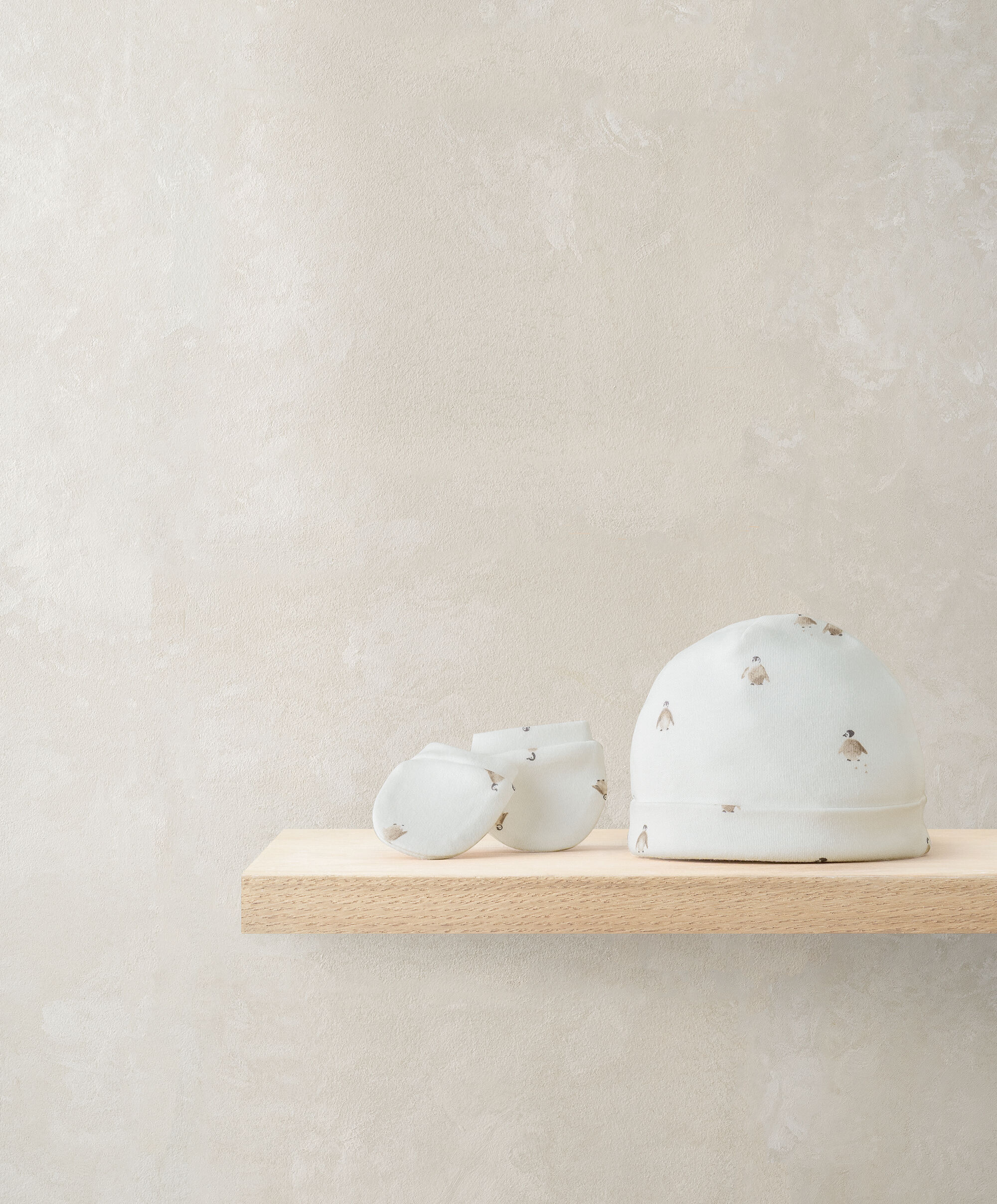 Welcome to the World Premature Baby Hat & Mitss