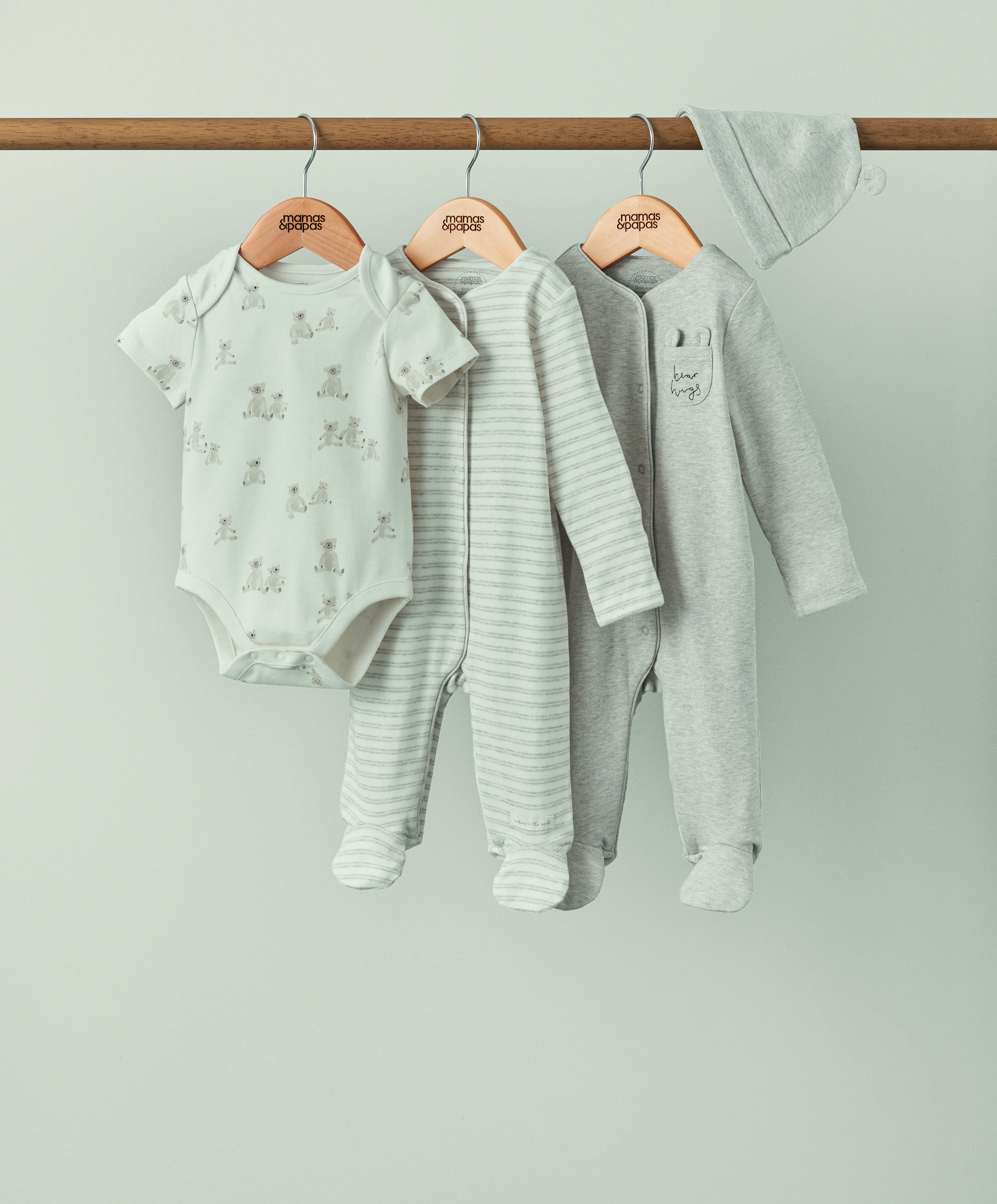 4 piece Bear Hug Teddy Starter Set image number 1