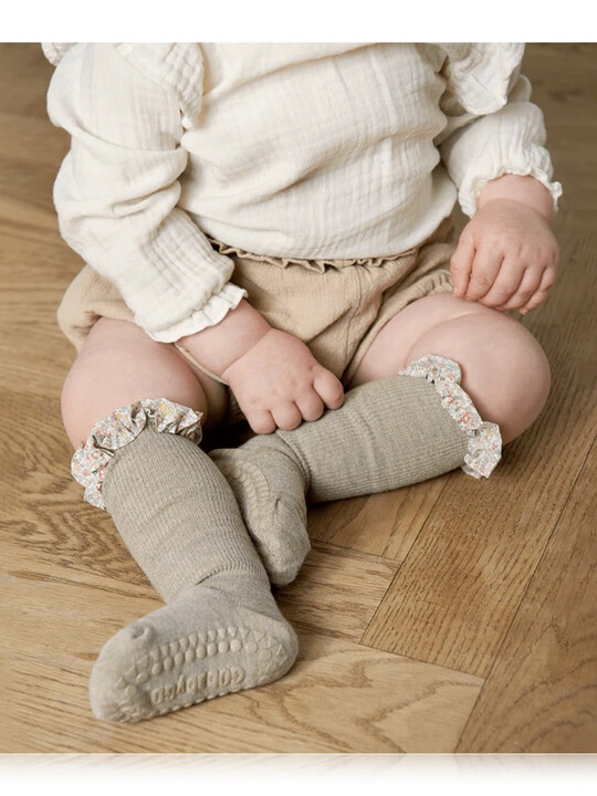 Non-slip Socks Bamboo - Sand with Liberty Ruffle image number 1