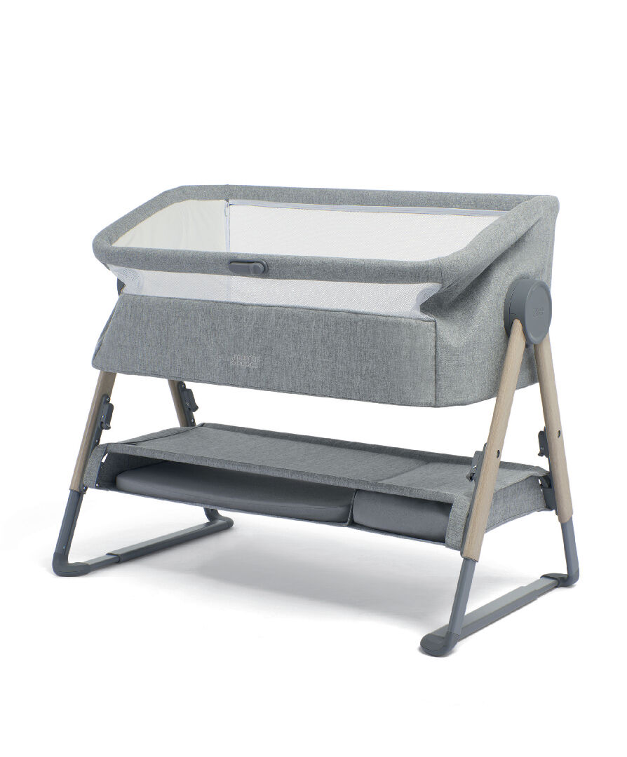 Lua Bedside Crib Bundle Grey with Mattress Protector & Fitted Sheets - Stripe / Grey image number 2