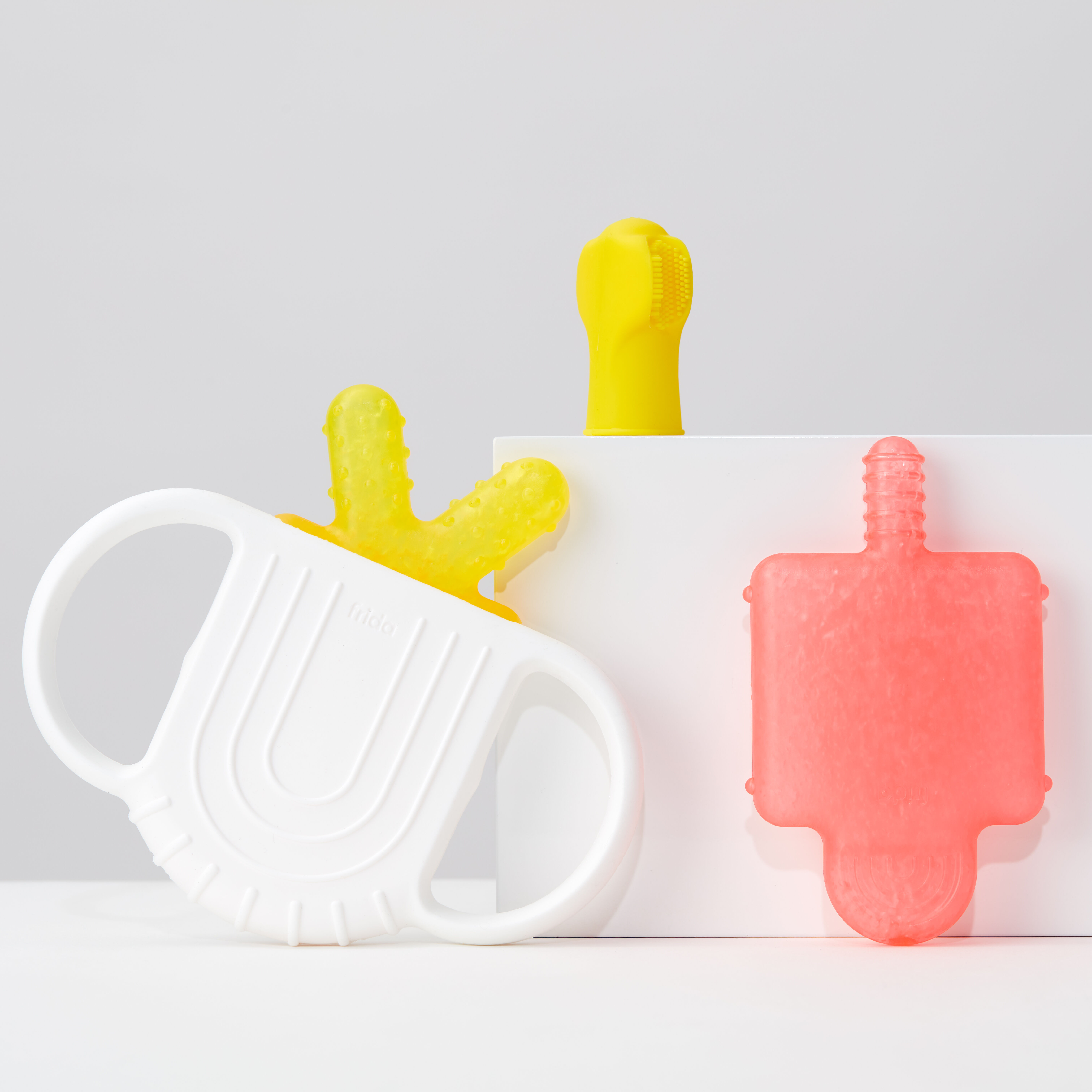Fridababy - Not Too Cold To Hold Bpa Free Silicone Teether image number 11