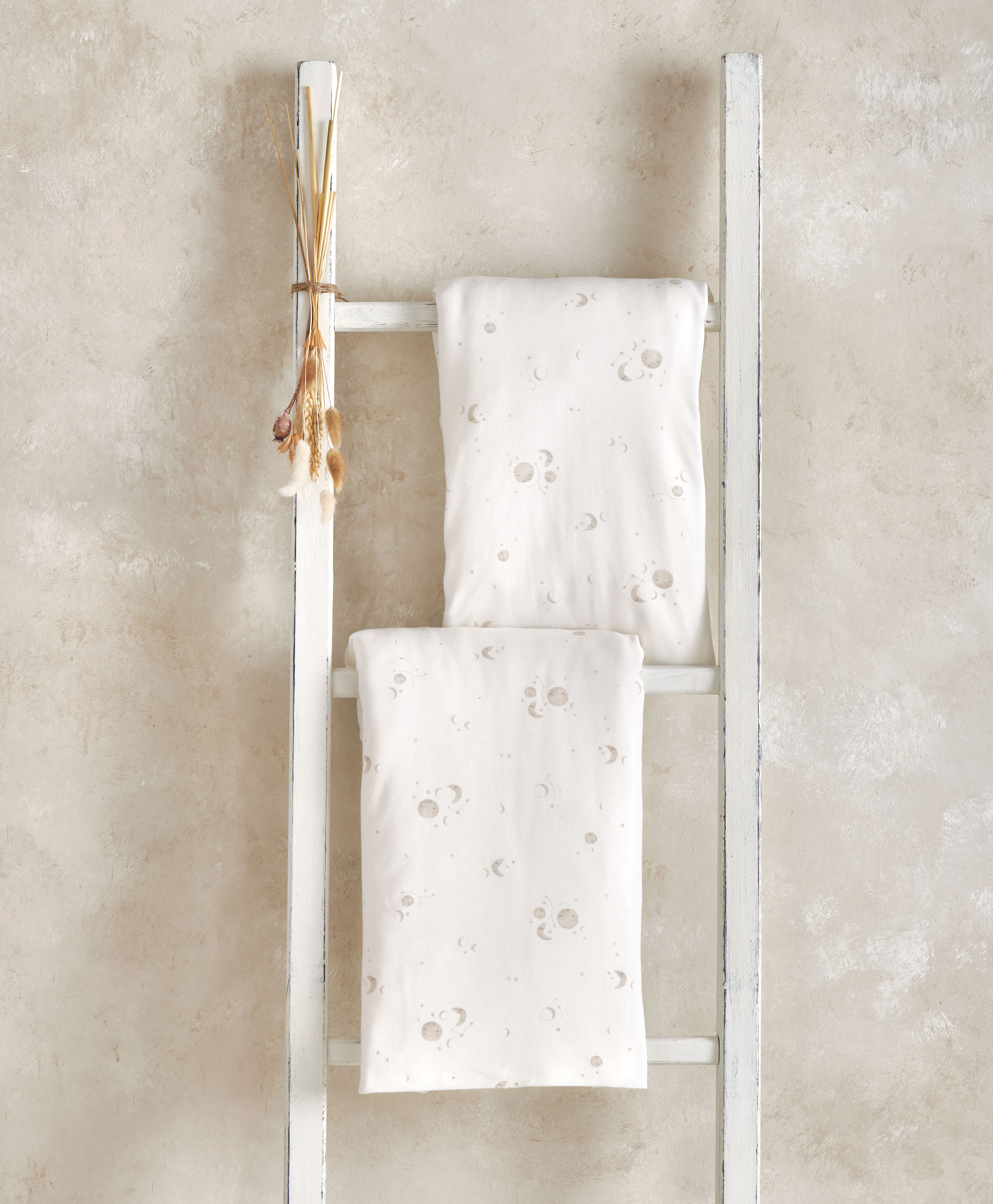 2 Cot/Bed Fitted Sheets - Cosmic Sky image number 1