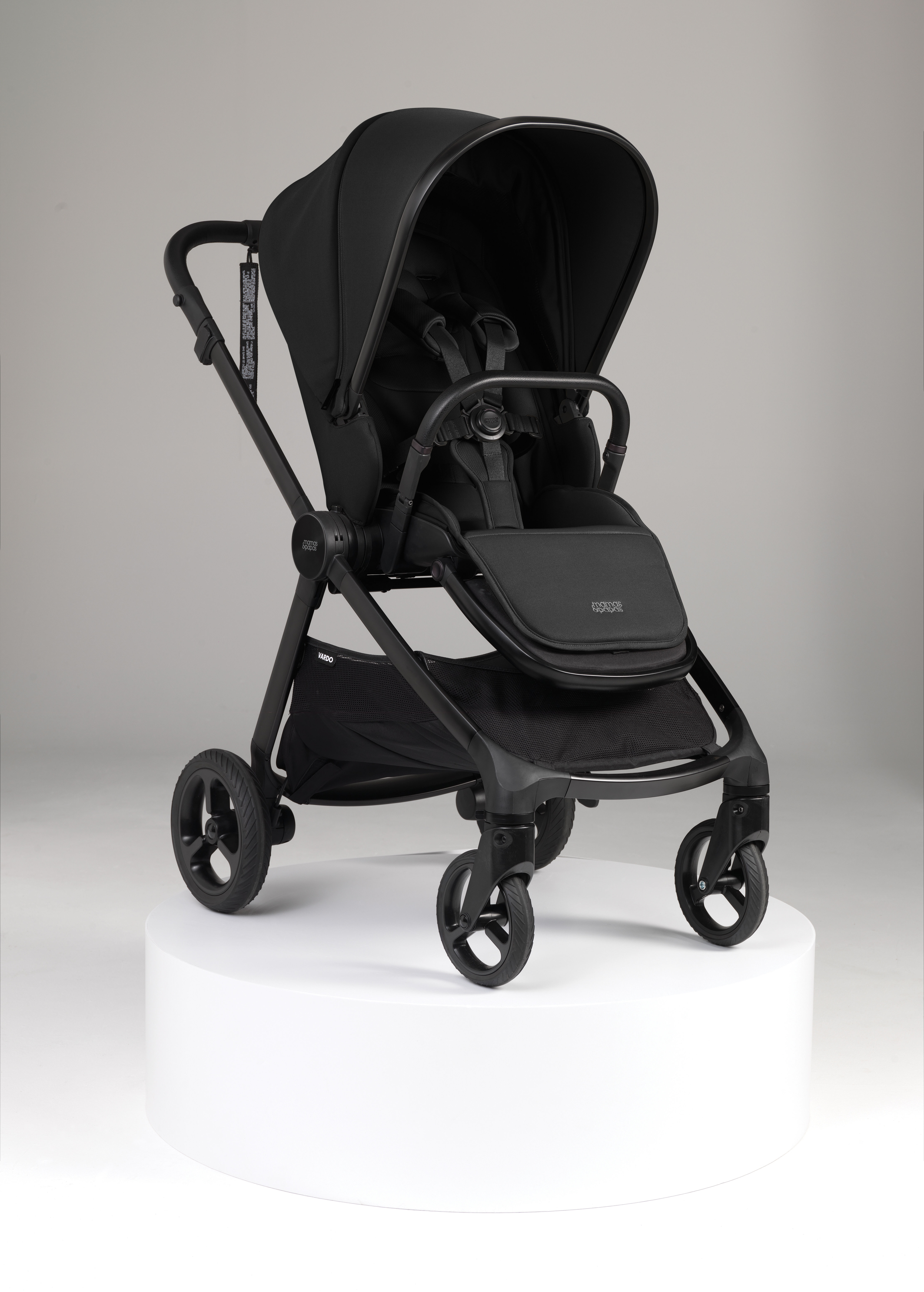 Vardo Noir Stroller and Carrycot with Babybjorn Carrier One Air 3 Piece Bundle
