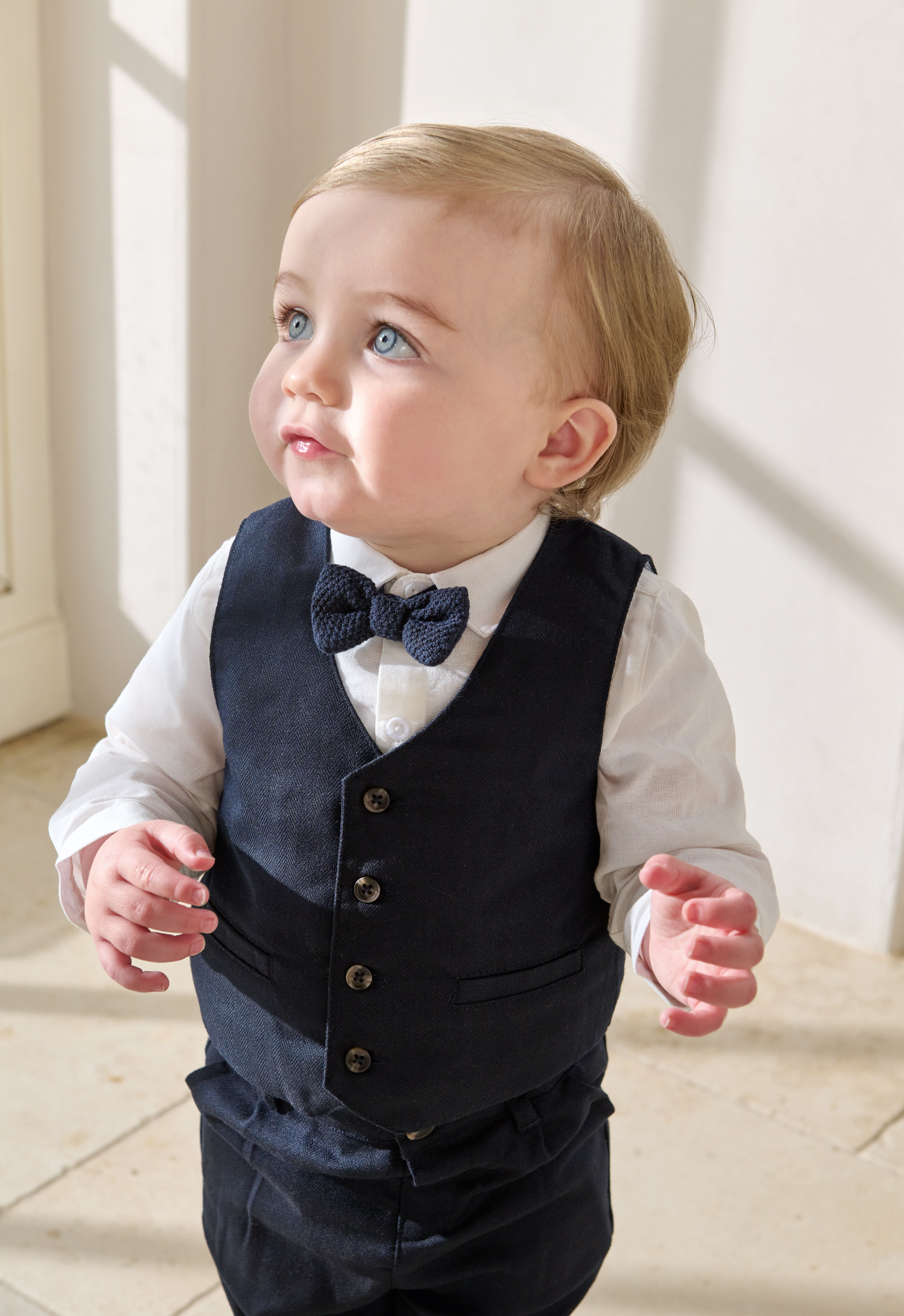 4 Piece Navy Suit with knit tie image number 3