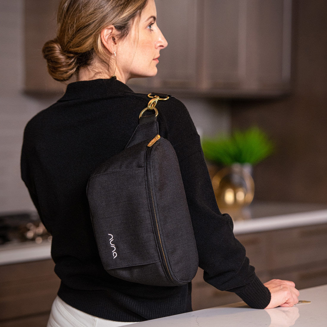 Nuna Sling Bag - Caviar image number 5