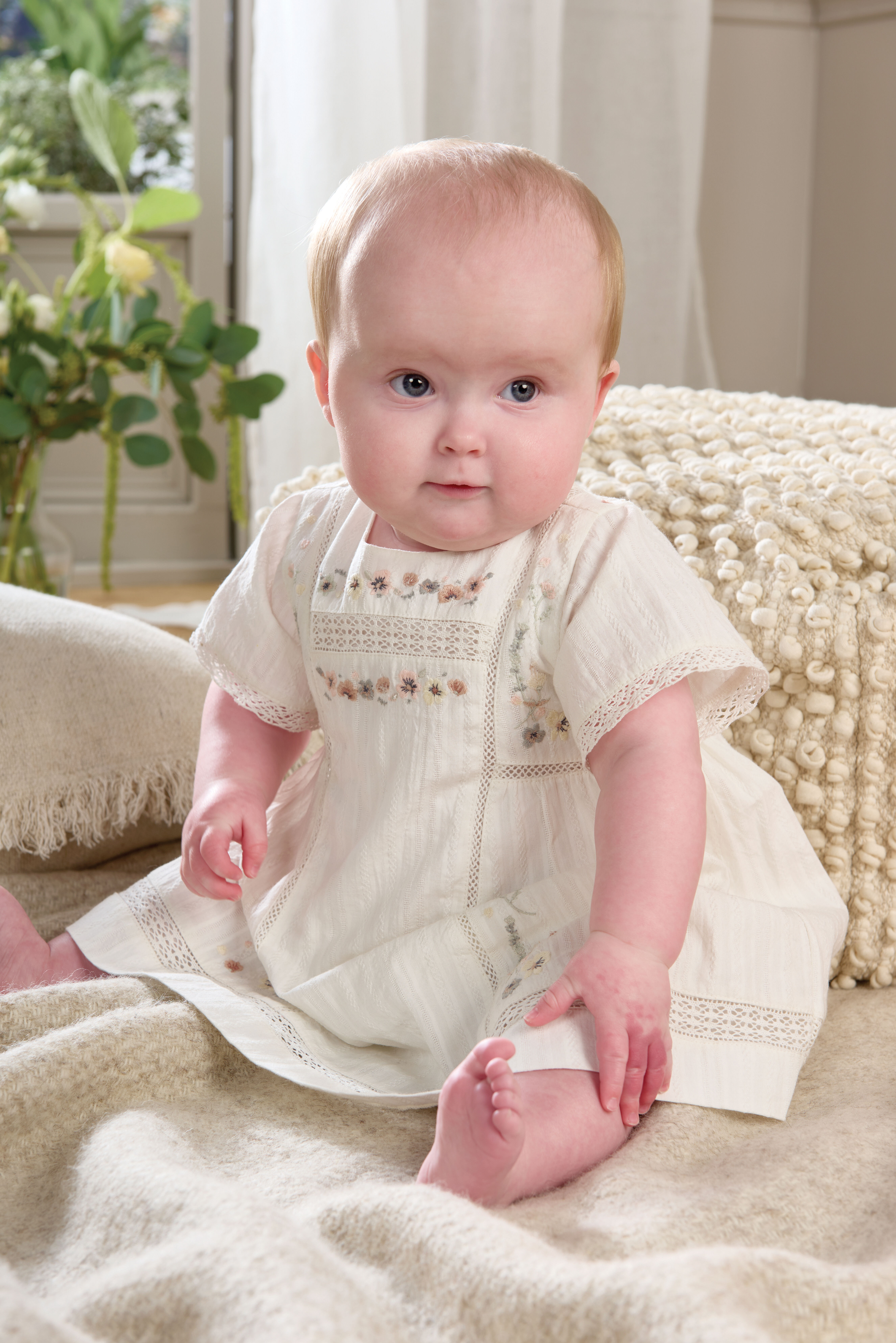 White Cotton Embroidered Dress image number 5