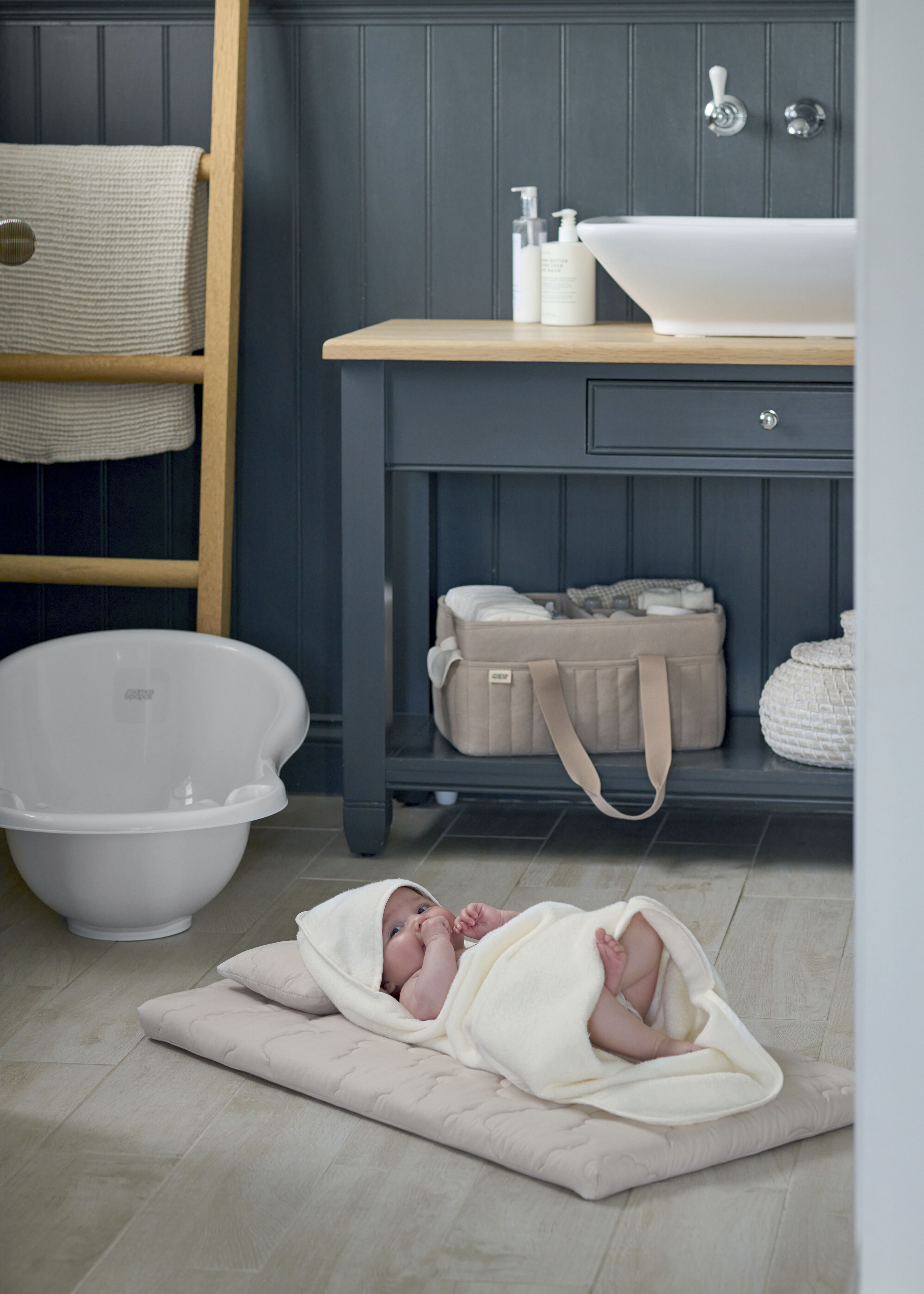 Nappy Caddy - Cashmere Waffle image number 4