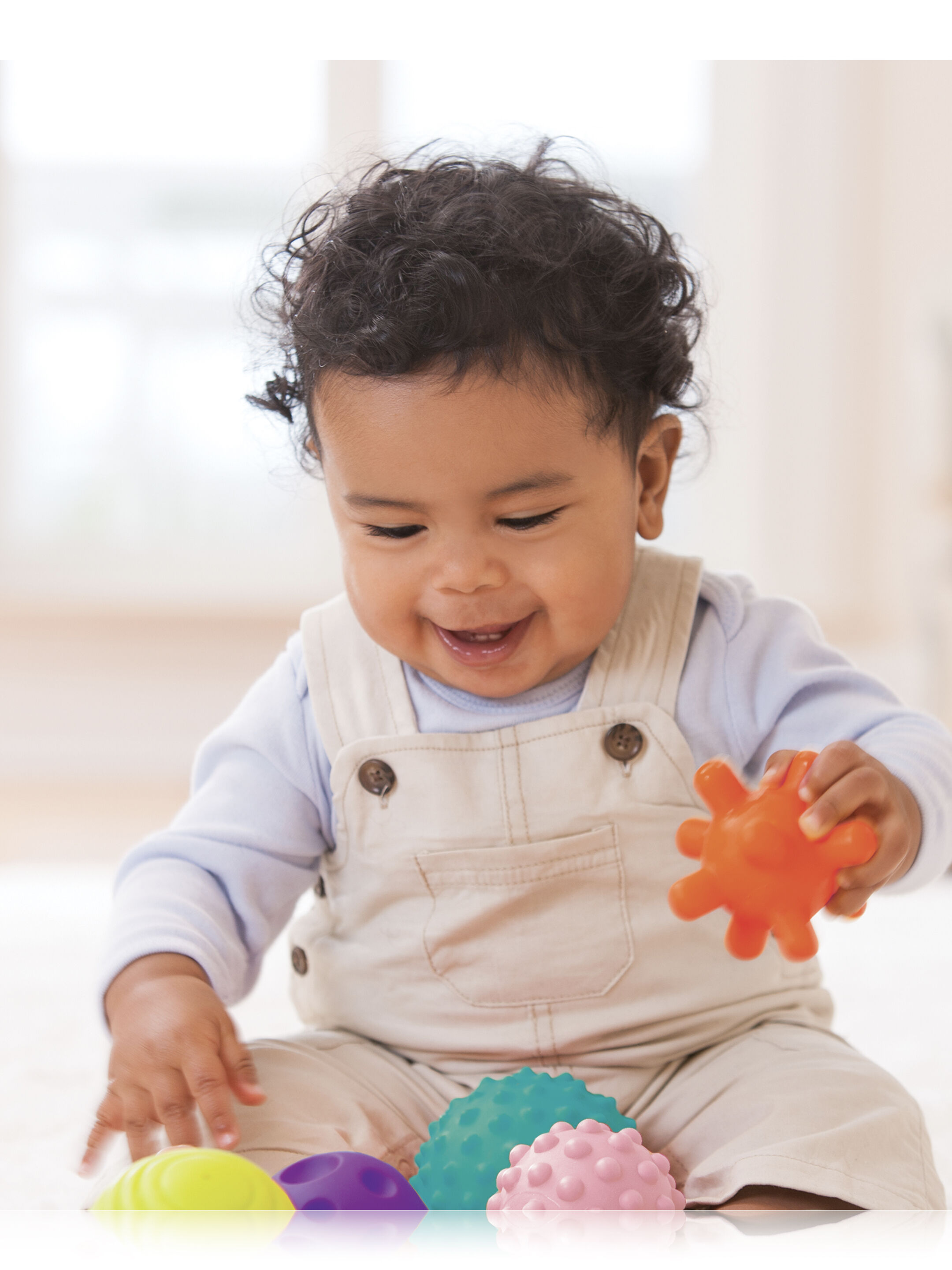 Infantino Textured Multi-Ball Set - 10 Piece image number 2