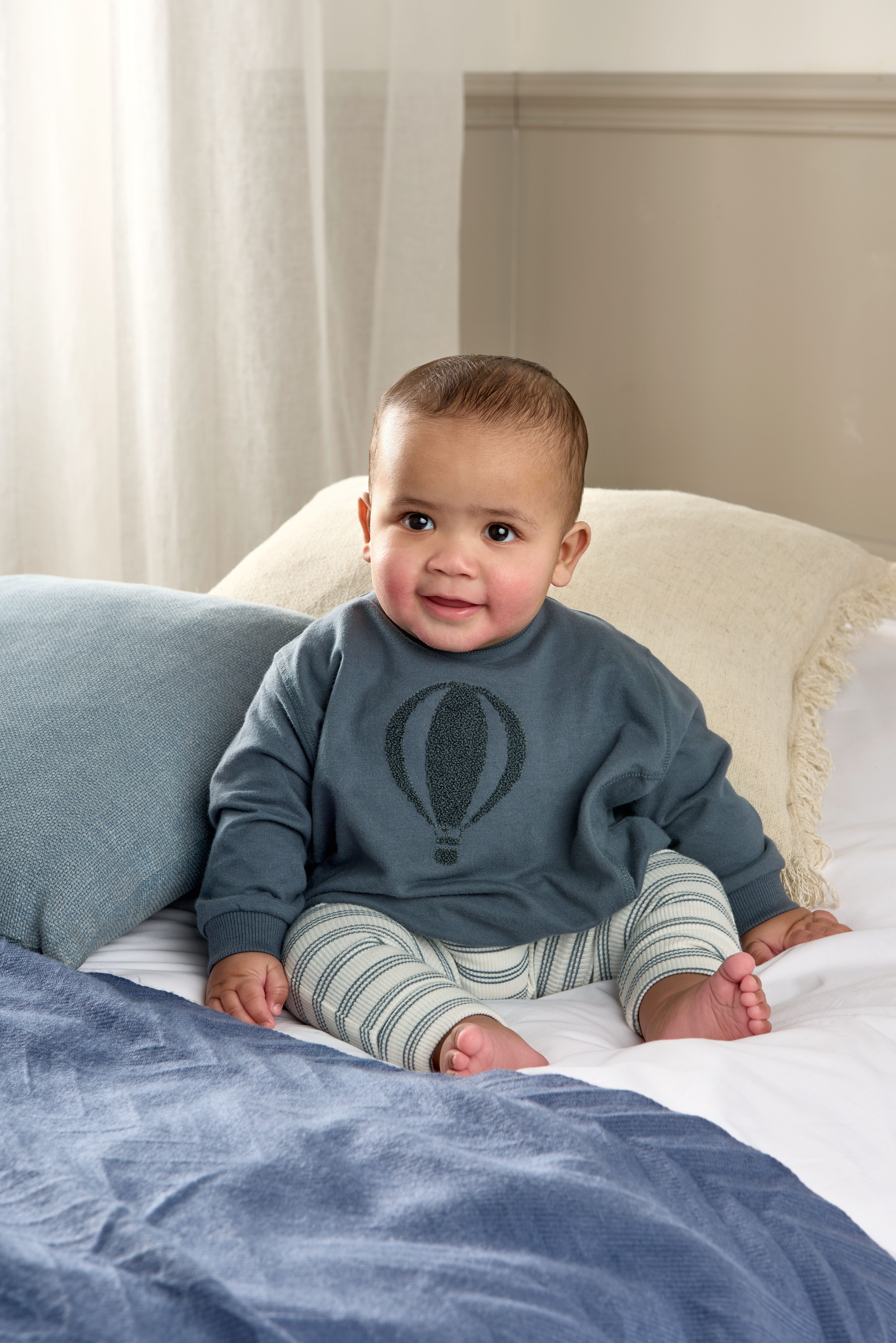 2 Piece Stripe Top  & Legging Set image number 6