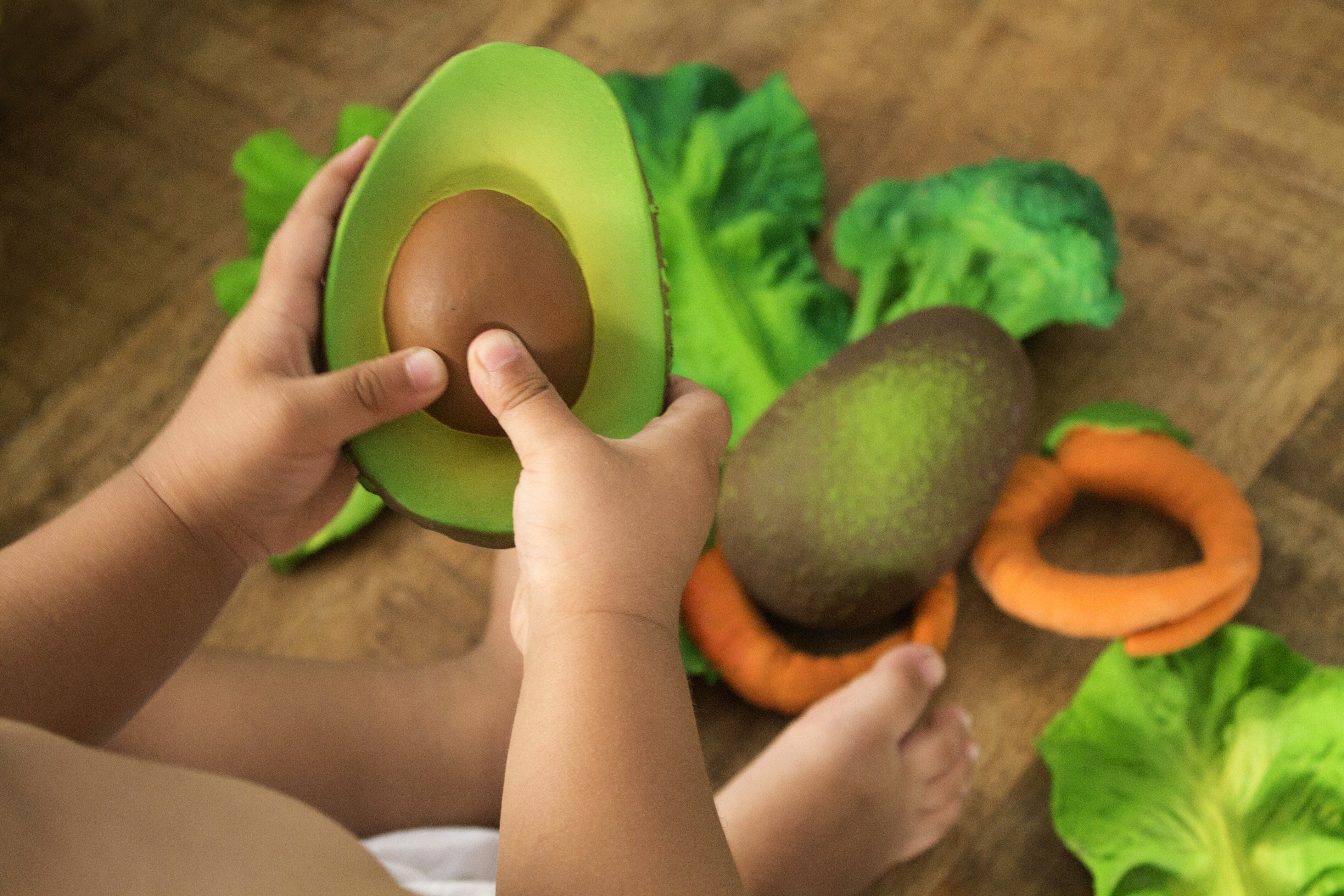Oli & Carol Arnold The Avocado image number 6