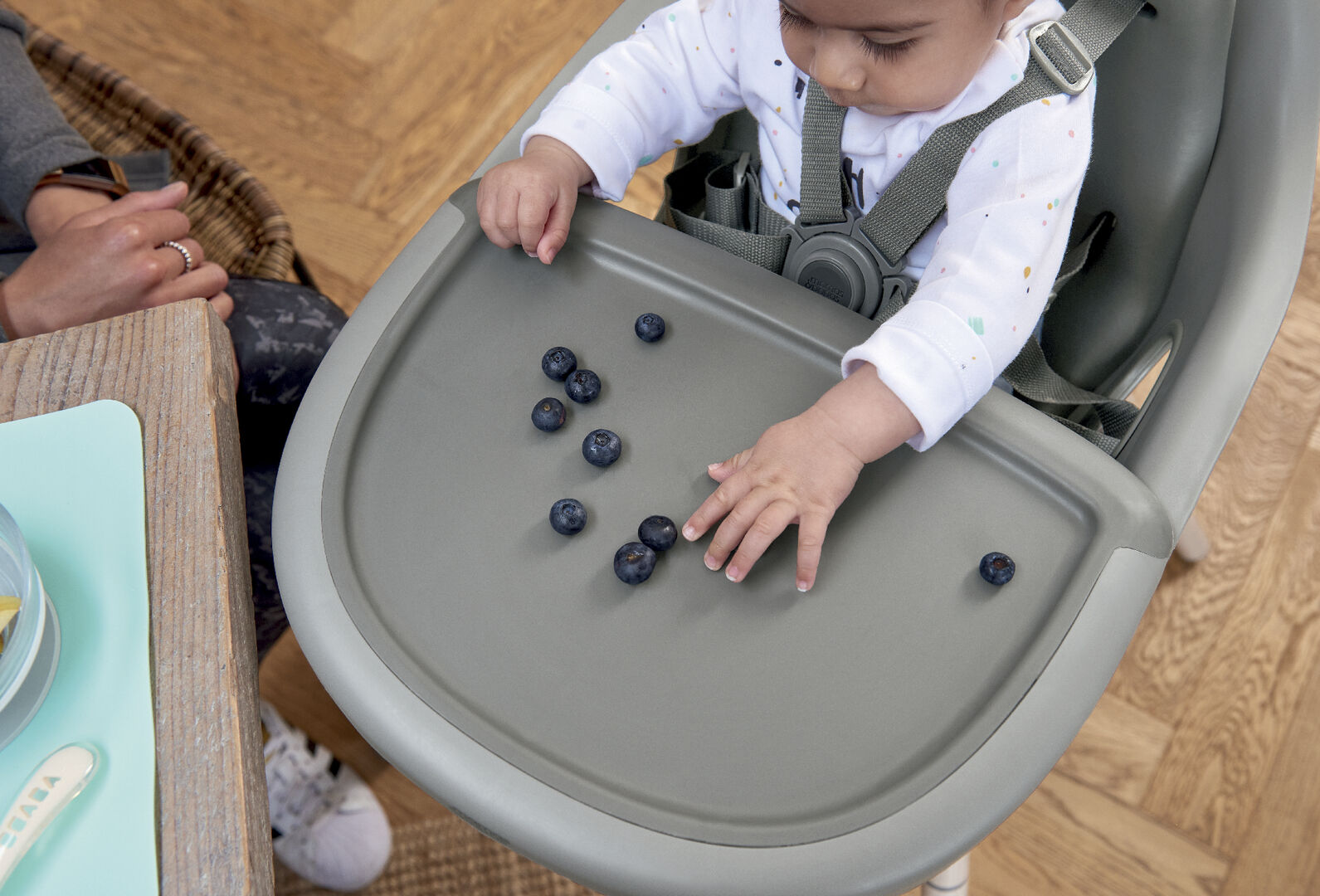 Juice High Chair - Washed Grey image number 7