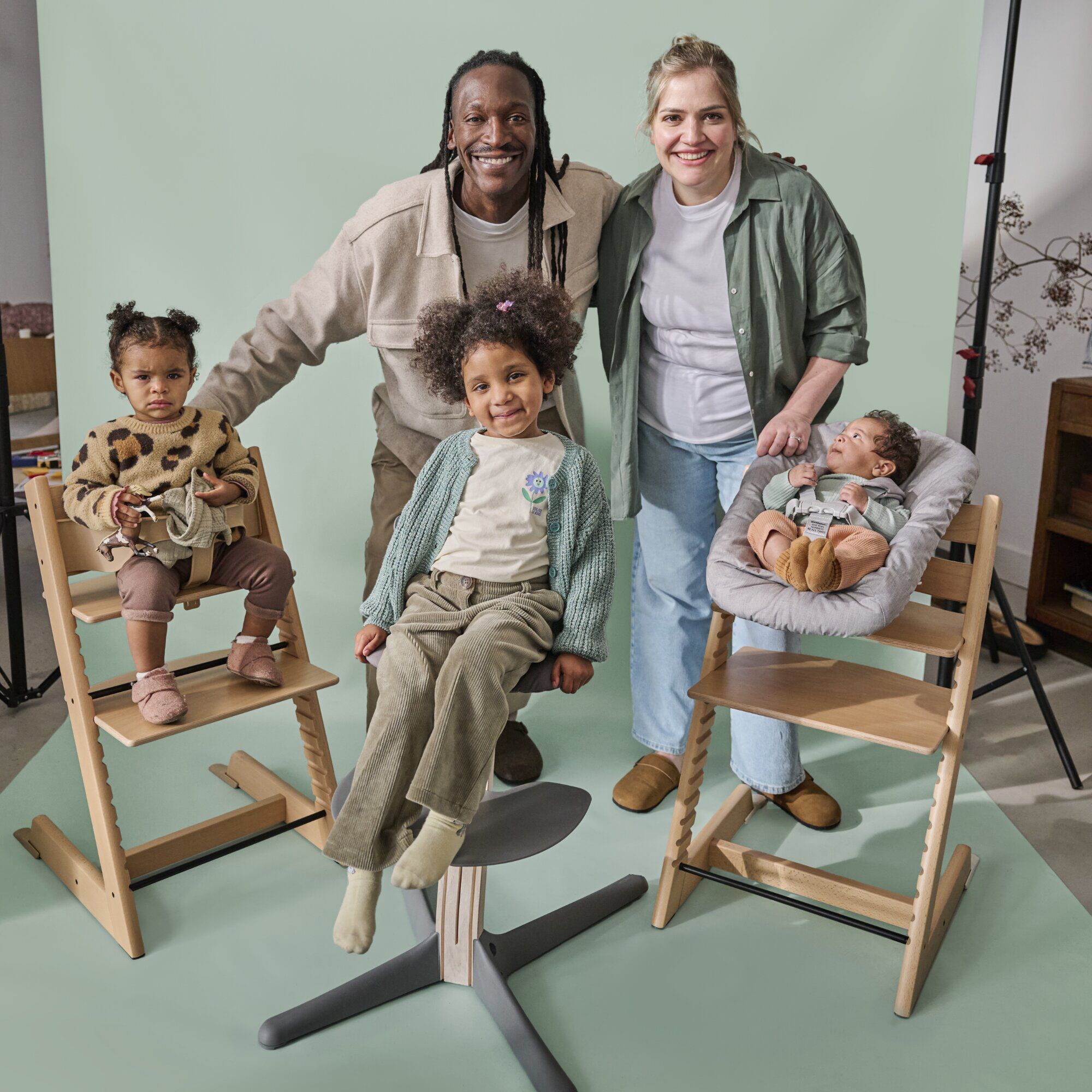 Stokke Tripp Trapp Chair + Baby & Newborn Set Bundle - White (3 pieces) image number 6