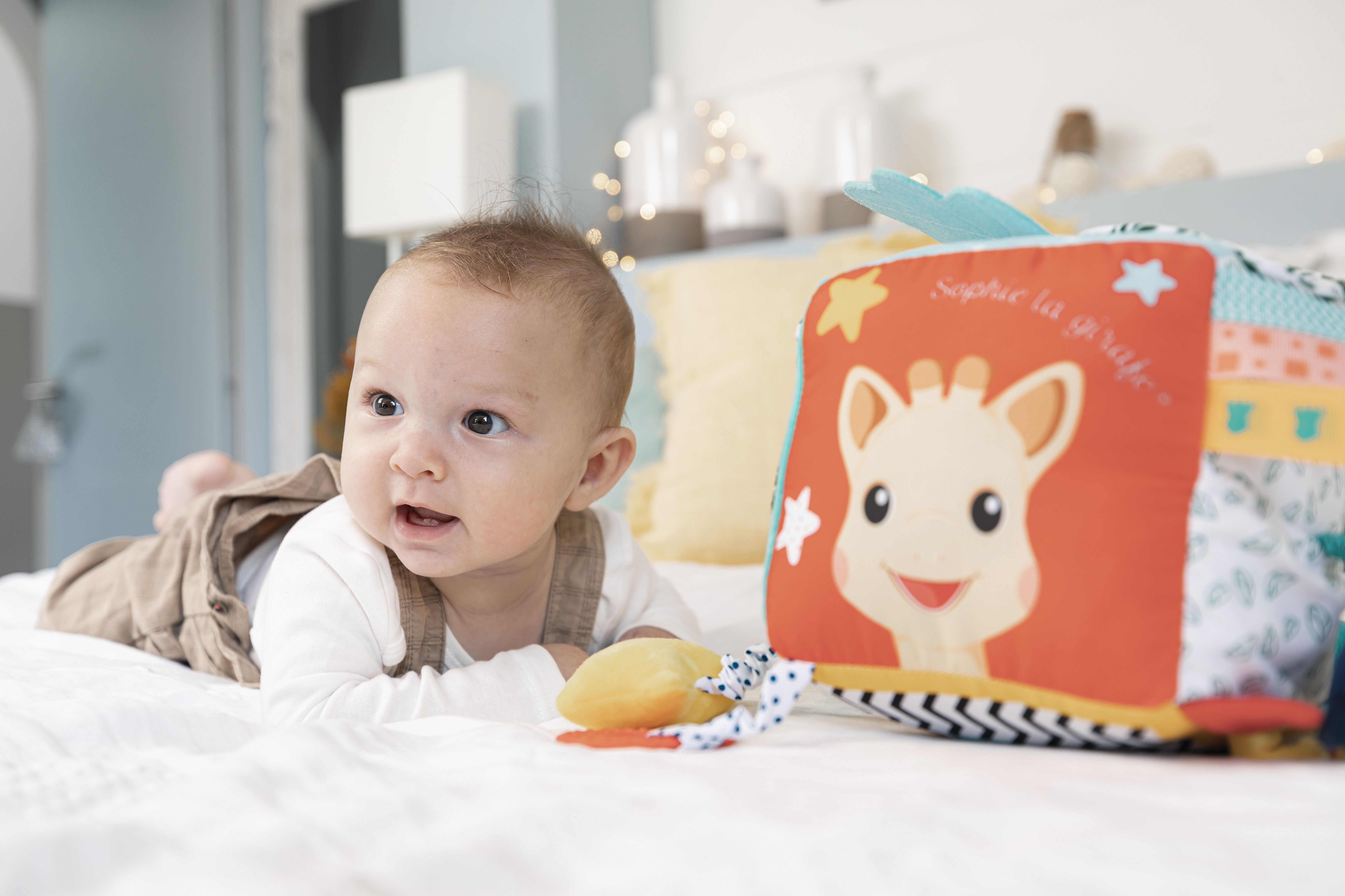 Sophie la girafe Fresh Touch Sensory Cube image number 6