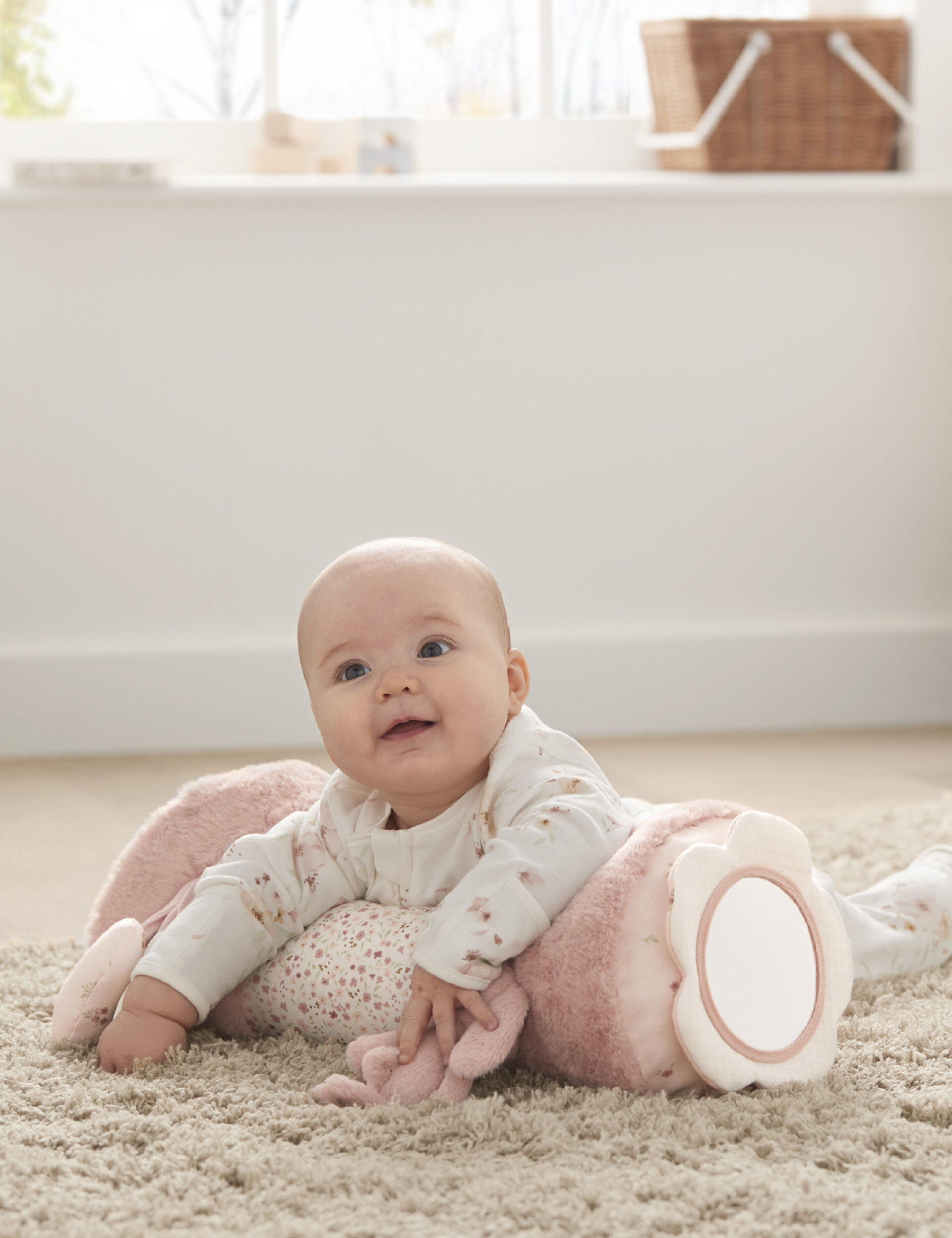 Welcome to the World Bunny Tummy Time Roll - Pink image number 4