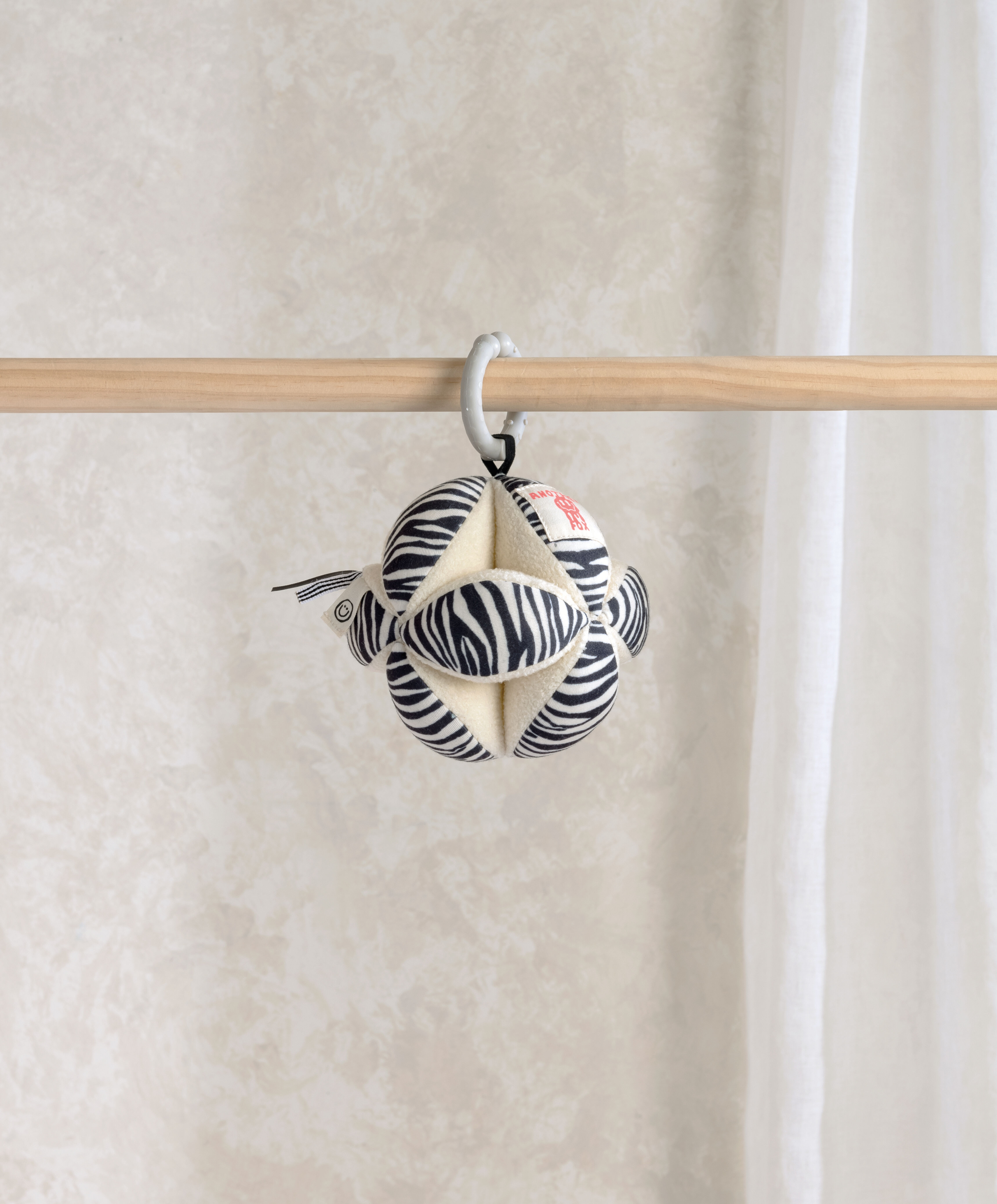 Another Fox - Clutch Ball