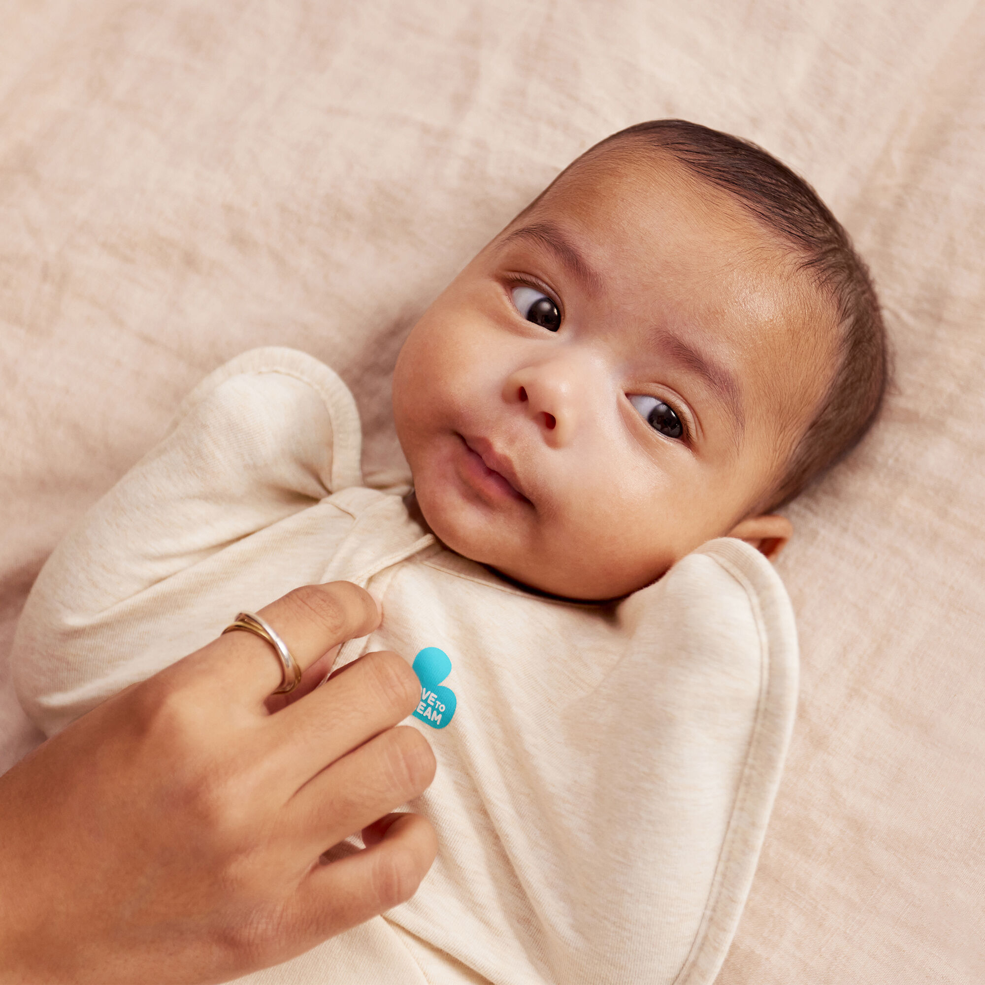 Love to Dream Swaddle Up 1.5T Stretch CottonFleece Twigs - Oatmeal image number 2