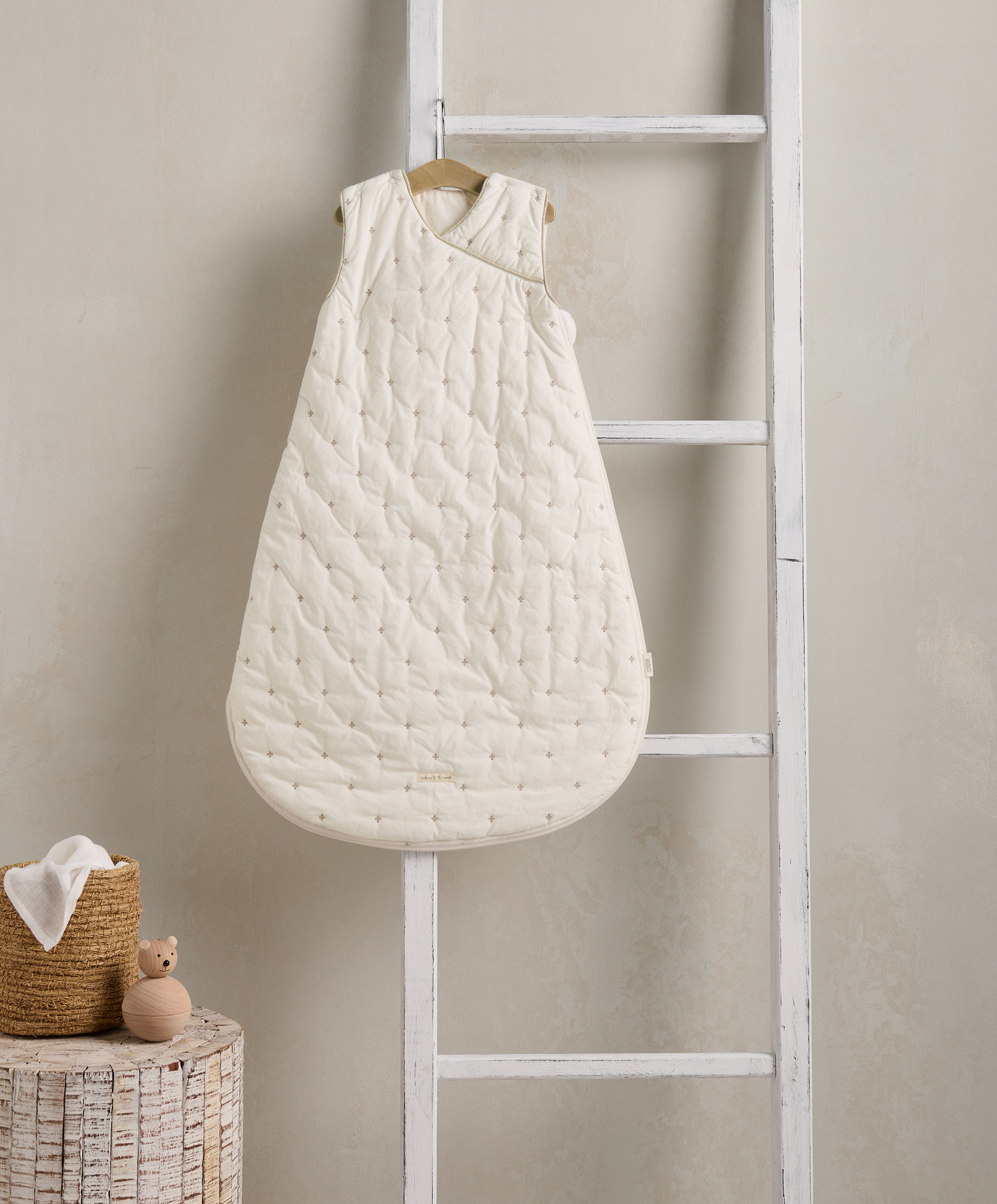 Buy Dreampod 06 months 2.5 Tog Quilted Swaddle Wraps Mamas